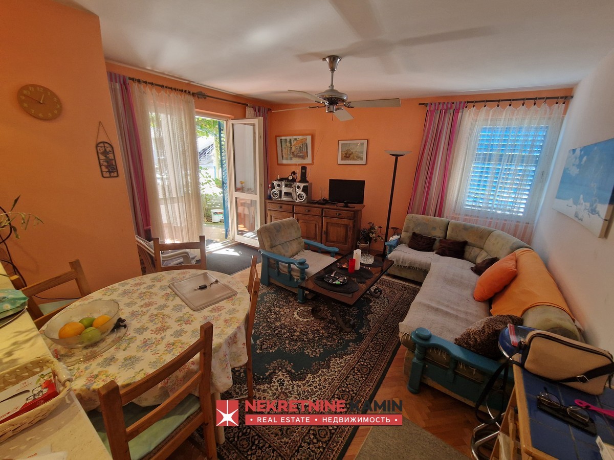Comfortable Two-Bedroom Apartment with Two Bathrooms and Parking, Budva